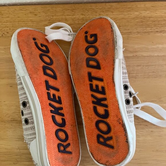 Rocket Dog Canvas Shoes, Women's Size 6 - Picture 6 of 7